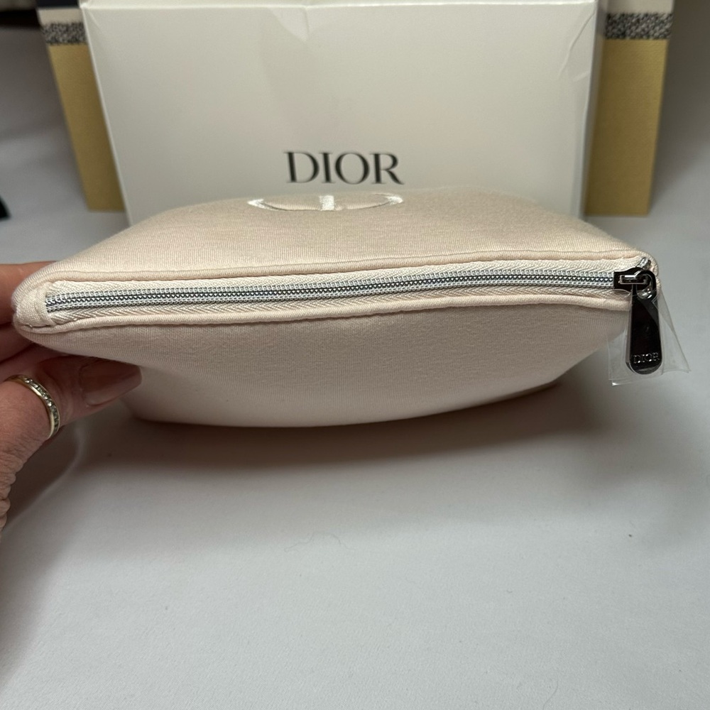 Dior pouch - Picture 6 of 12